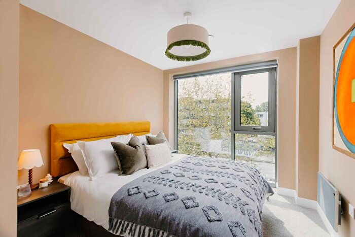 1 Bedroom Apartment To Rent In Inkwell Place, Birmingham, B16