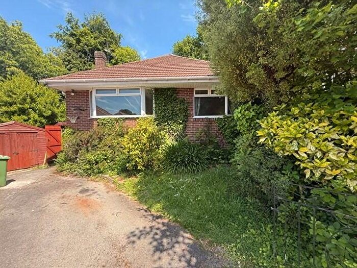 2 Bedroom Detached House To Rent In Barnes Road, Bitterne, Southampton, SO19