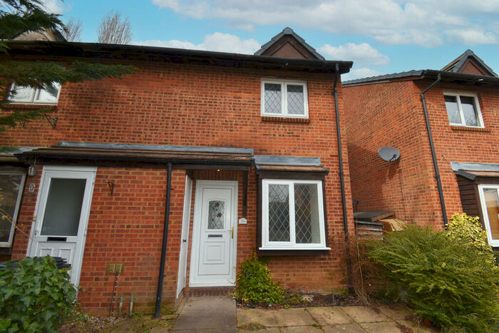 1 Bedroom End Of Terrace House To Rent In Ploughmans End, Welwyn Garden City, AL7