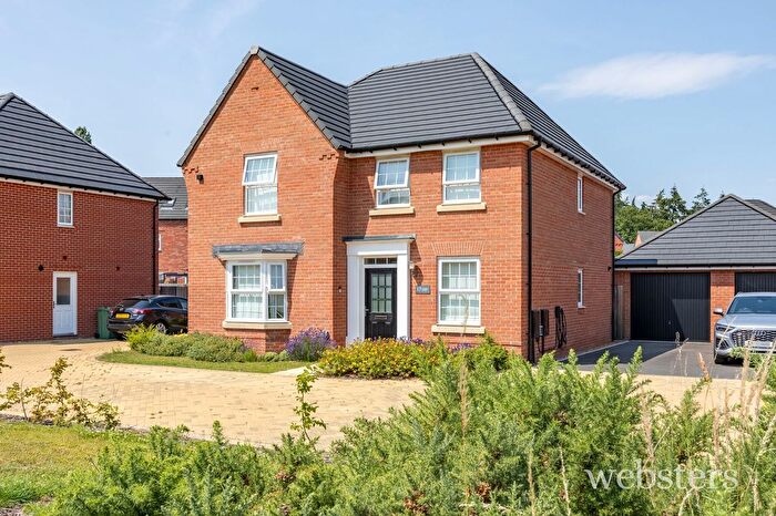 4 Bedroom Detached House For Sale In Salman Road, Rackheath, NR13