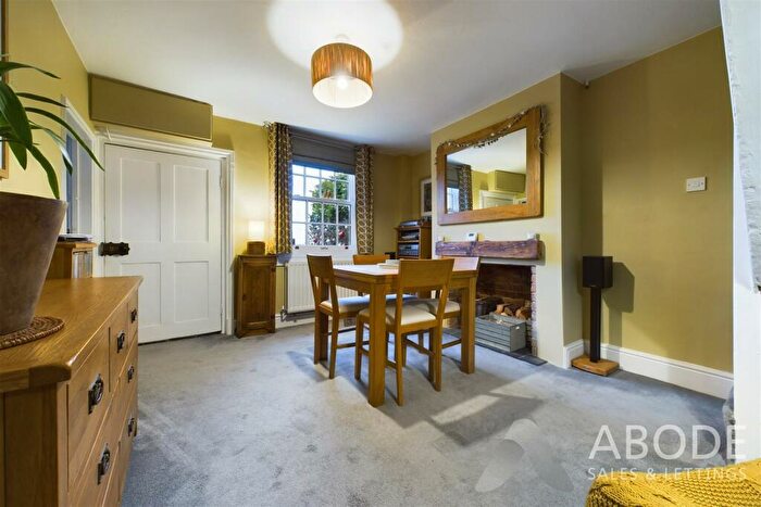 2 Bedroom Cottage For Sale In Newcastle Road, Stone, Staffordshire, ST15