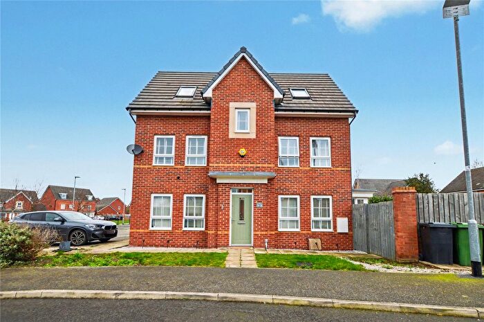4 Bedroom Town House For Sale In Emmerson Spur, Methley, Leeds, West Yorkshire, LS26