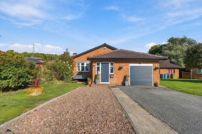 3 Bedroom Detached Bungalow For Sale In Lundwood Grove, Owlthorpe, S20