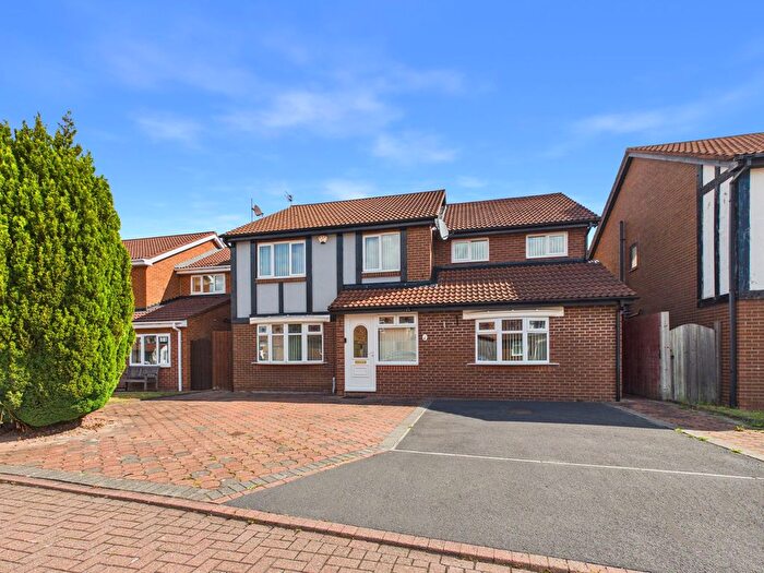 5 Bedroom Detached House For Sale In Eastleigh Close, Boldon Colliery, NE35