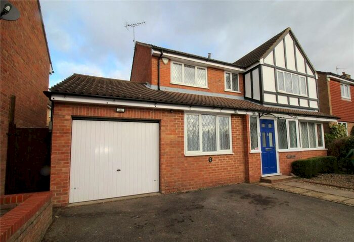 4 Bedroom Detached House To Rent In Sundew Road, Hemel Hempstead, Hertfordshire, HP1