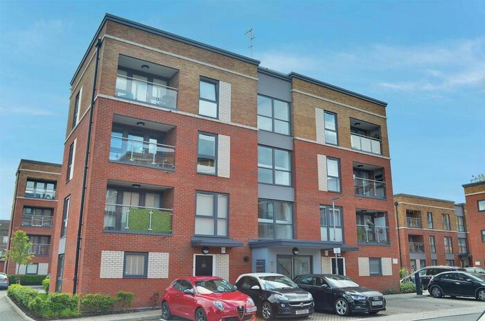 1 Bedroom Flat To Rent In Amber Court, Arla Place, Ruislip, HA4