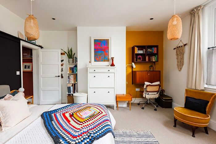 1 Bedroom Flat For Sale In Cromwell Road, St. Andrews, BS6