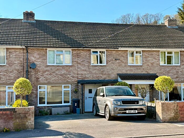 3 Bedroom Terraced House For Sale In Toadsmoor Road, Brimscombe, Stroud, GL5
