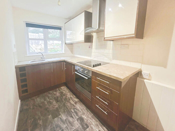 1 Bedroom Apartment For Sale In Truro Drive, Plymouth, PL5