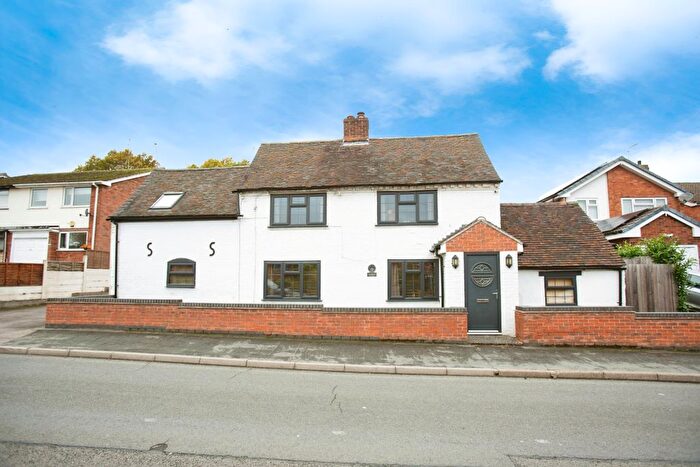 3 Bedroom Cottage For Sale In Common Lane, Polesworth, B78
