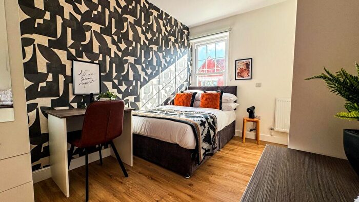 1 Bedroom House To Rent In East Street, Bristol, BS3