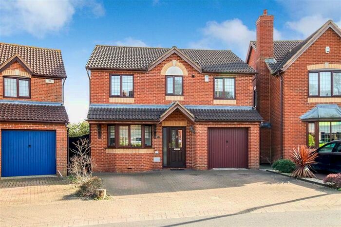 4 Bedroom Detached House To Rent In Faraday Drive, Shenley Lodge, Milton Keynes, Bucks, MK5