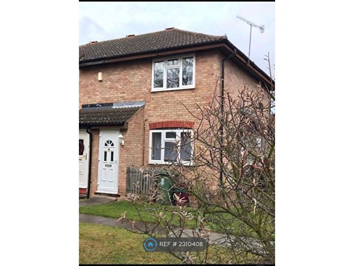 2 Bedroom End Terrace House To Rent In Tunstock Way, Belvedere, DA17