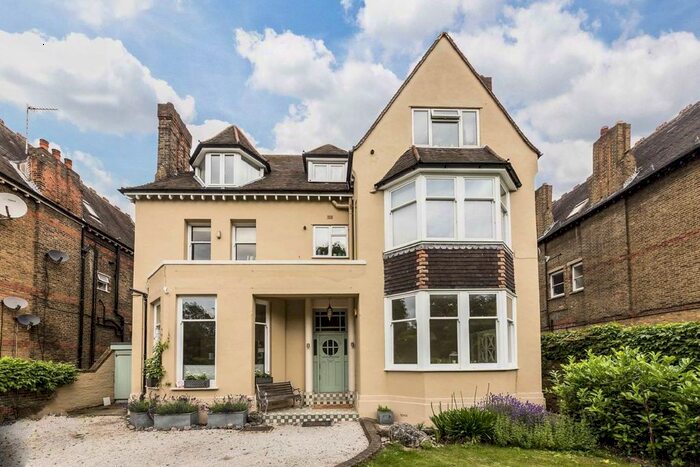 1 Bedroom Flat To Rent In North Common Road, London, W5