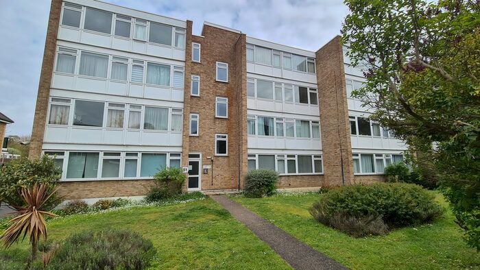 1 Bedroom Flat To Rent In Albemarle Road, Beckenham, Kent, BR3