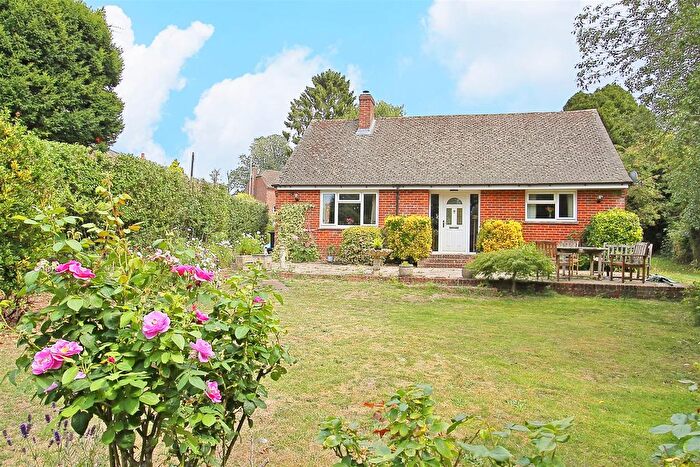 3 Bedroom Bungalow For Sale In Upper Chute, Andover, SP11