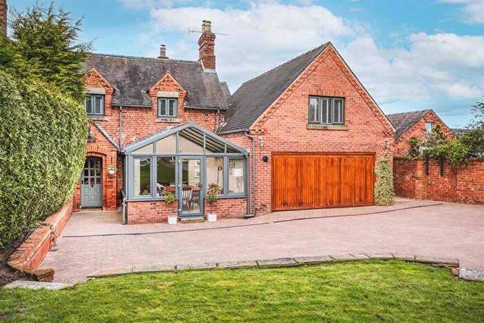 4 Bedroom Country House For Sale In Home Farm Cottage, Alkmonton, Ashbourne, Derbyshire, DE6