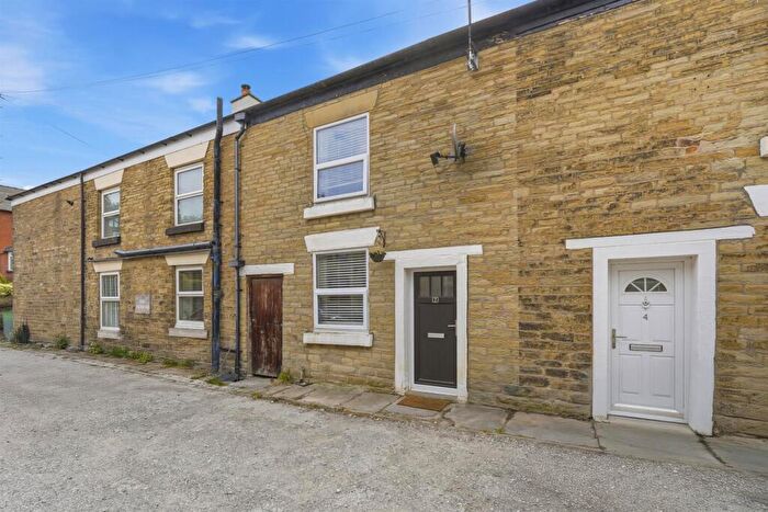 1 Bedroom Terraced House For Sale In Howe Street, Macclesfield, Cheshire, SK10