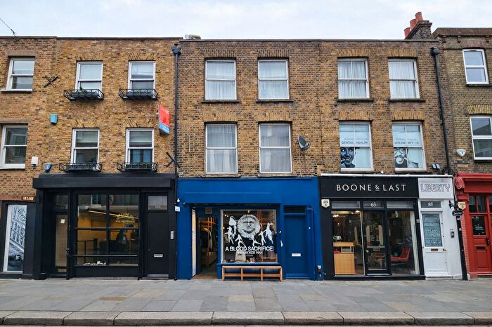 2 Bedroom Maisonette To Rent In Redchurch Street, London, E2