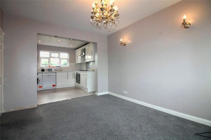 2 Bedroom Flat To Rent In Flamborough Road, Ruislip, HA4