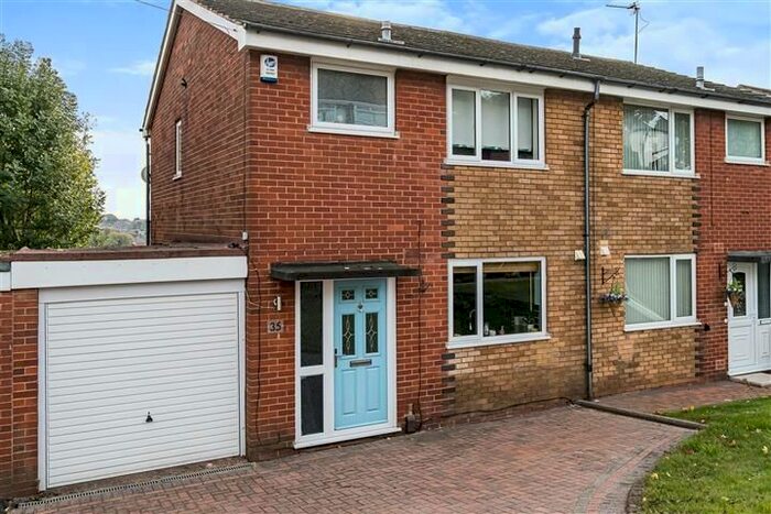 3 Bedroom Property To Rent In Hilltop Road, Dudley, DY2