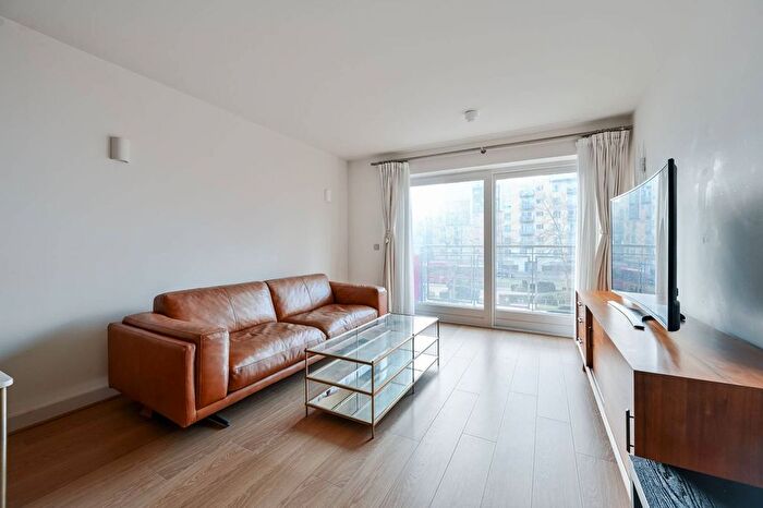 1 Bedroom Flat To Rent In John Harrison Way, Greenwich Millennium Village, London, SE10