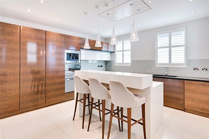 3 Bedroom Flat To Rent In Adiba House, Notting Hill, W2