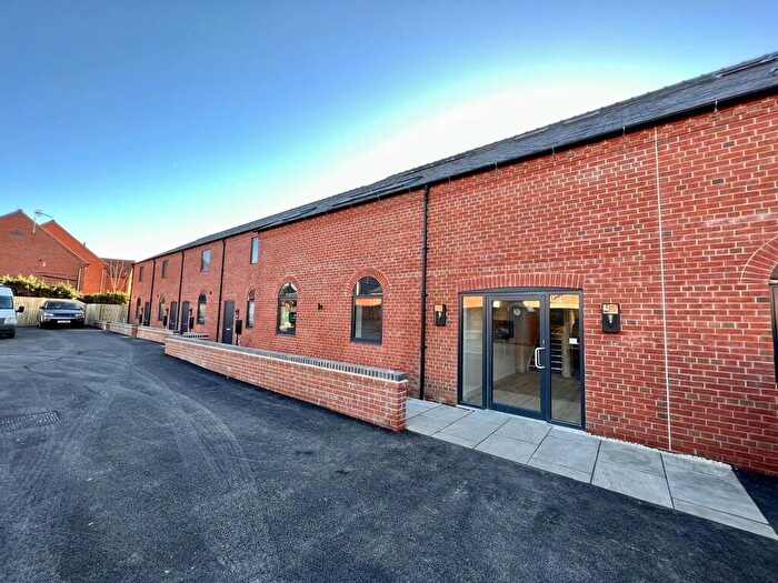 2 Bedroom Flat To Rent In Mill Gate, Newark, NG24