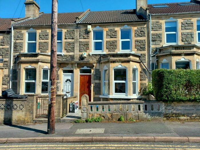 4 Bedroom House To Rent In Coronation Avenue, BA2