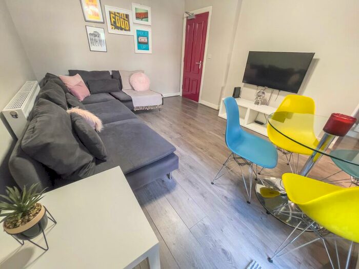 4 Bedroom House To Rent In Hannan Road, L6