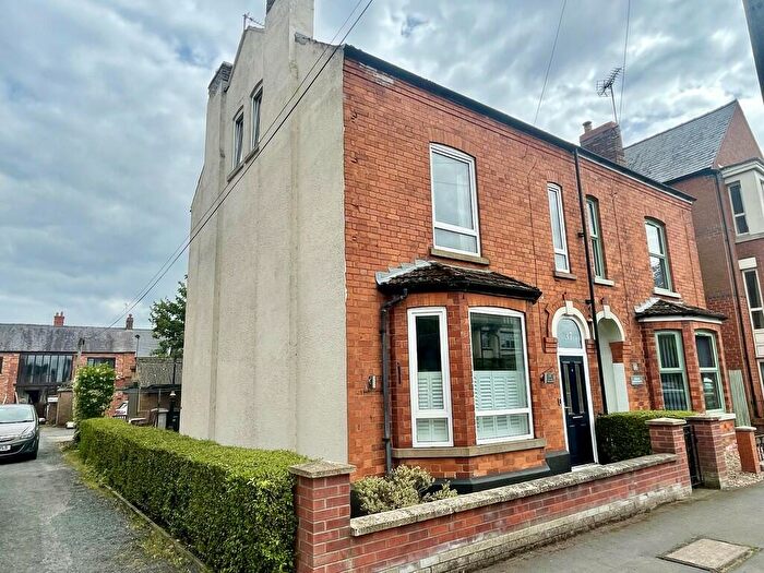 4 Bedroom Semi Detached House For Sale In Witham Road, Woodhall Spa, LN10