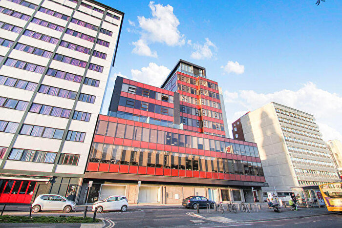 1 Bedroom Flat For Sale In Christchurch Road, Bournemouth, BH1