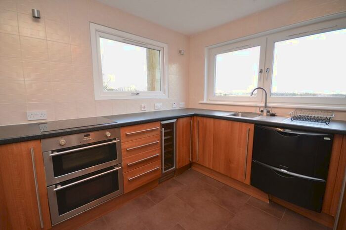 2 Bedroom Flat To Rent In Loch Loyal, St Leonards, East Kilbride, South Lanarkshire, G74