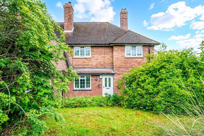 2 Bedroom Maisonette For Sale In The Greenway, Epsom, KT18