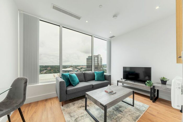 Studio To Rent In Westgate House, West Gate, London, W5