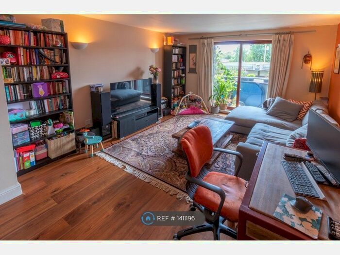 3 Bedroom Terraced House To Rent In Rope Street, London, SE16