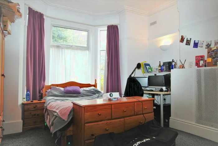 6 Bedroom Detached House To Rent In Melton Road, West Bridgford, NG2