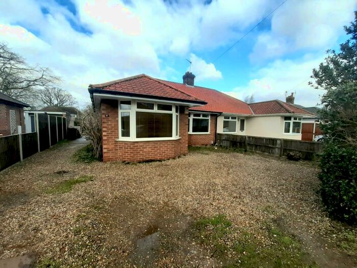 3 Bedroom Bungalow To Rent In Gorse Road, Norwich, NR7