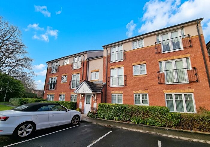 2 Bedroom Flat For Sale In Davenham Court, Wavertree, Liverpool, L15