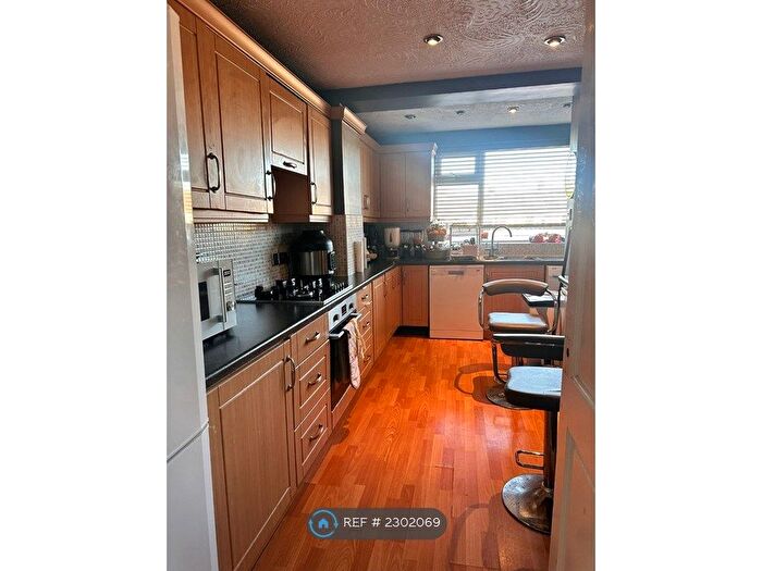 3 Bedroom Terraced House To Rent In Whitnash Grove, Coventry, CV2