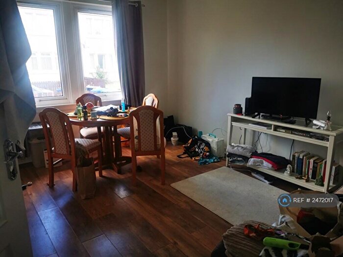 1 Bedroom Flat To Rent In Cardell Drive, Paisley, PA2