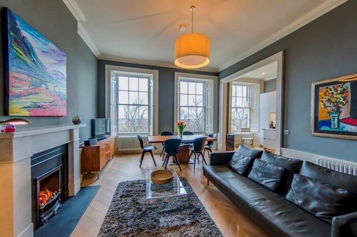 2 Bedroom Flat To Rent In Queen Street, New Town, Edinburgh, EH2