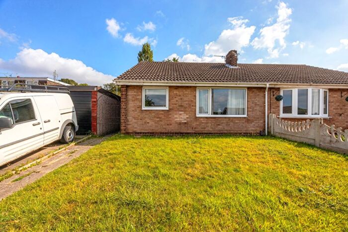 2 Bedroom Semi-Detached Bungalow To Rent In Capri Court, Darfield, Barnsley, S73