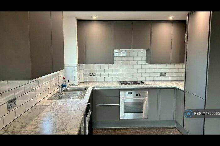 1 Bedroom Flat To Rent In Ibex House, London, E15