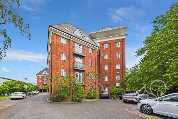 2 Bedroom Flat To Rent In Hardie's Point, Colchester, CO2