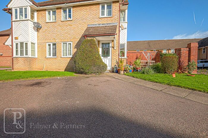 1 Bedroom Detached House To Rent In Hanbury Gardens, Highwoods, Colchester, Essex, CO4