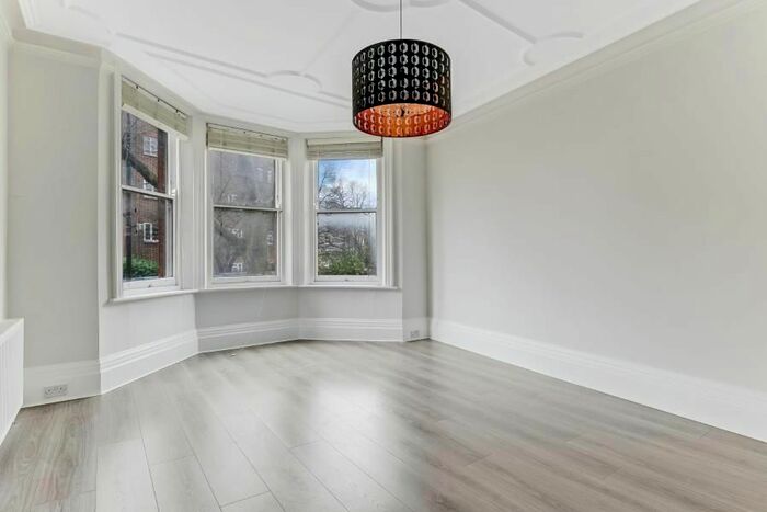 4 Bedroom Flat To Rent In St James Mansions, West End Lane, London, NW6