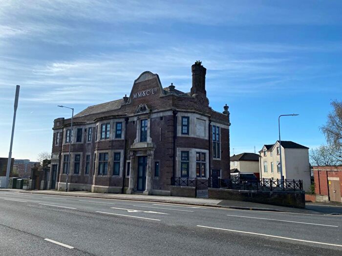 10 Bedroom Block Of Apartments To Rent In St Georges Road, Bolton, BL1