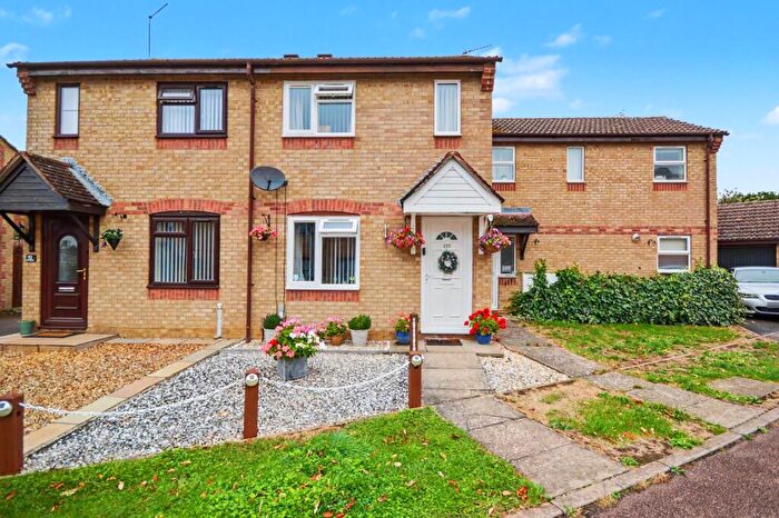 2 Bedroom Terraced House For Sale In Compton Way, Earls Barton, Northampton, NN6