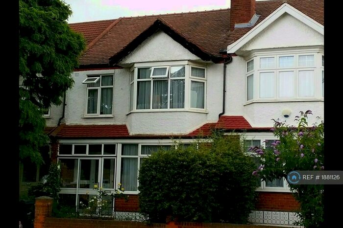 4 Bedroom Terraced House To Rent In Thornton Road, London, SW12